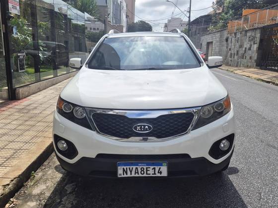 KIA SORENTO 3.5 V6 GASOLINA EX 7L 4WD AUTOMÁTICO KIA SORENTO 3.5 V6 GASOLINA EX 7L 4WD AUTOMÁTICO